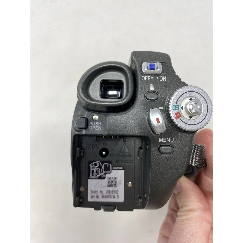Panasonic VDR-D100 Camcorder - Silver Tested And Working!
